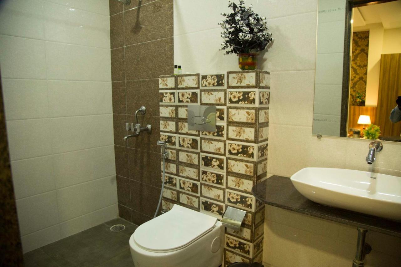 Hotel The Mewar Dabok Экстерьер фото