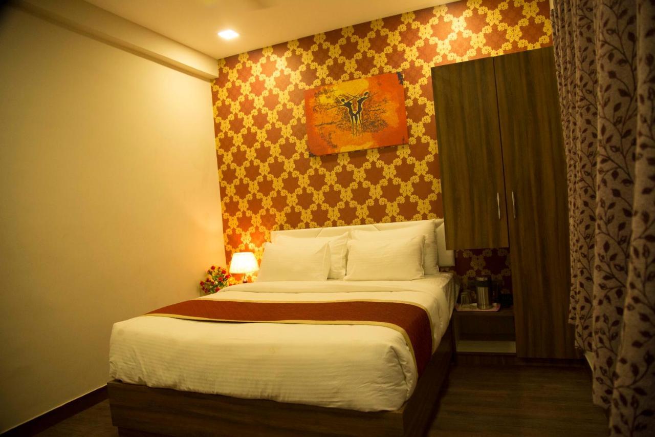 Hotel The Mewar Dabok Экстерьер фото