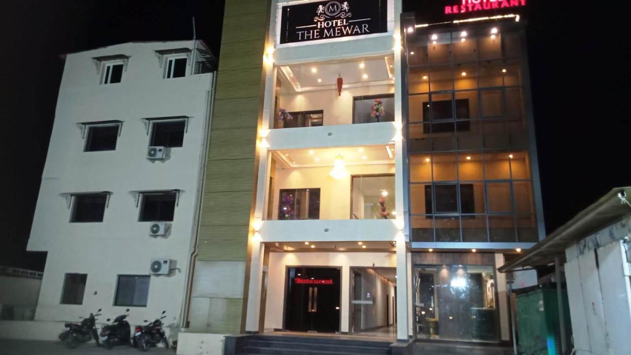 Hotel The Mewar Dabok Экстерьер фото