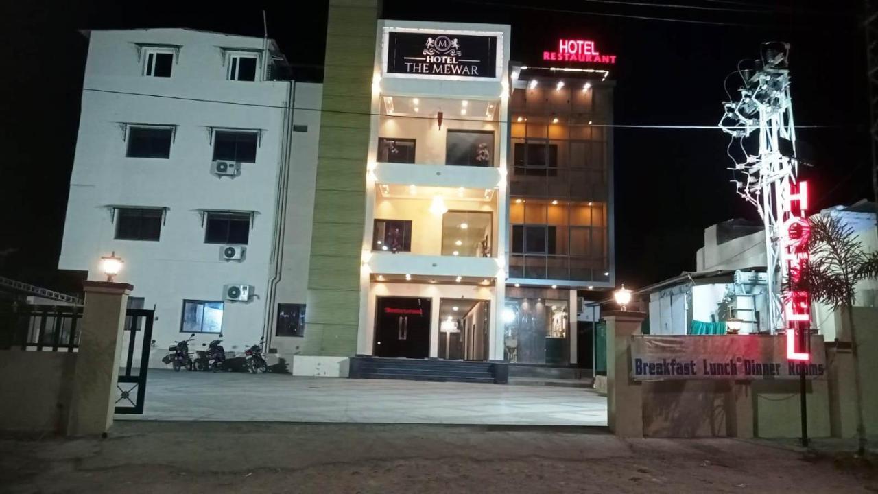 Hotel The Mewar Dabok Экстерьер фото