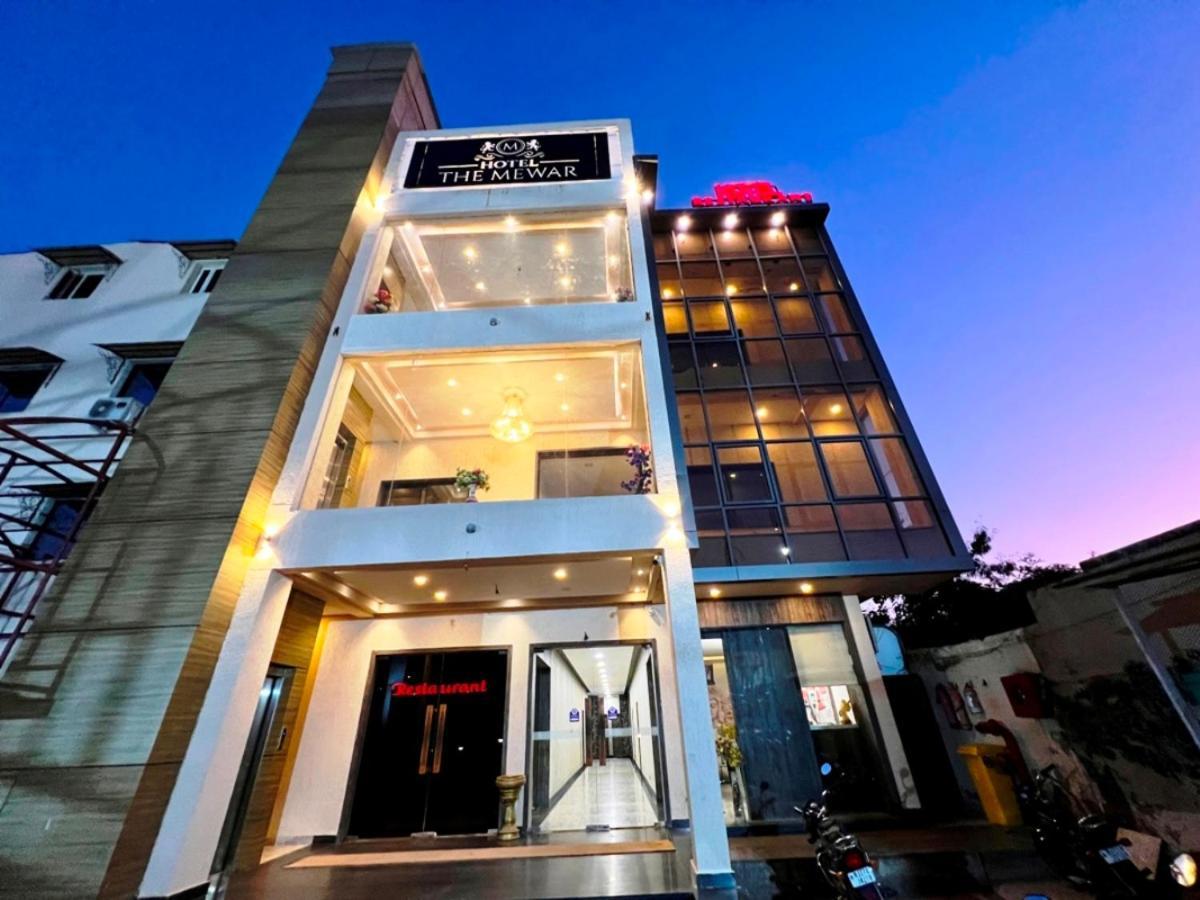 Hotel The Mewar Dabok Экстерьер фото